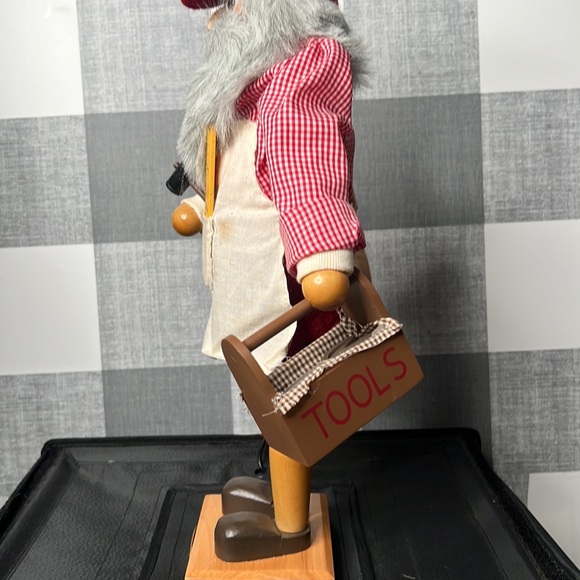 Wooden nutcracker Grandeur Noel - Picture 5 of 6